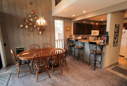 Mammoth Ski & Racquet Club #84 - image 3