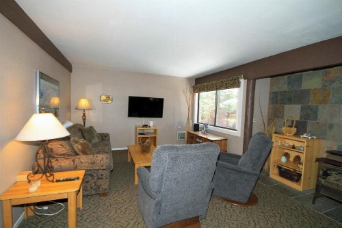 Mammoth Ski & Racquet Club #94 - image 2