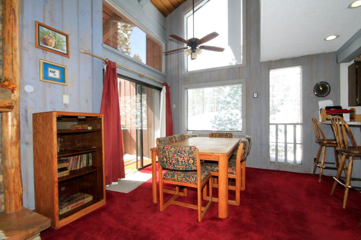 Mammoth Ski & Racquet Club #074 - main image