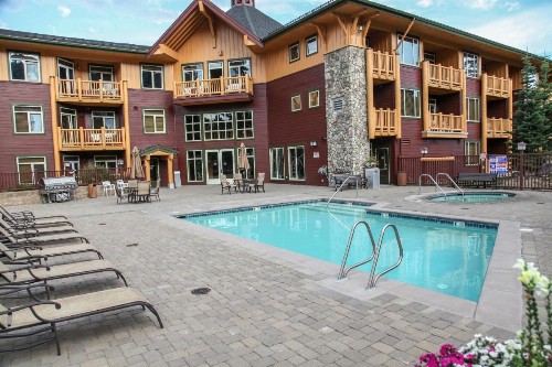 Sunstone #108 Condo - image 3