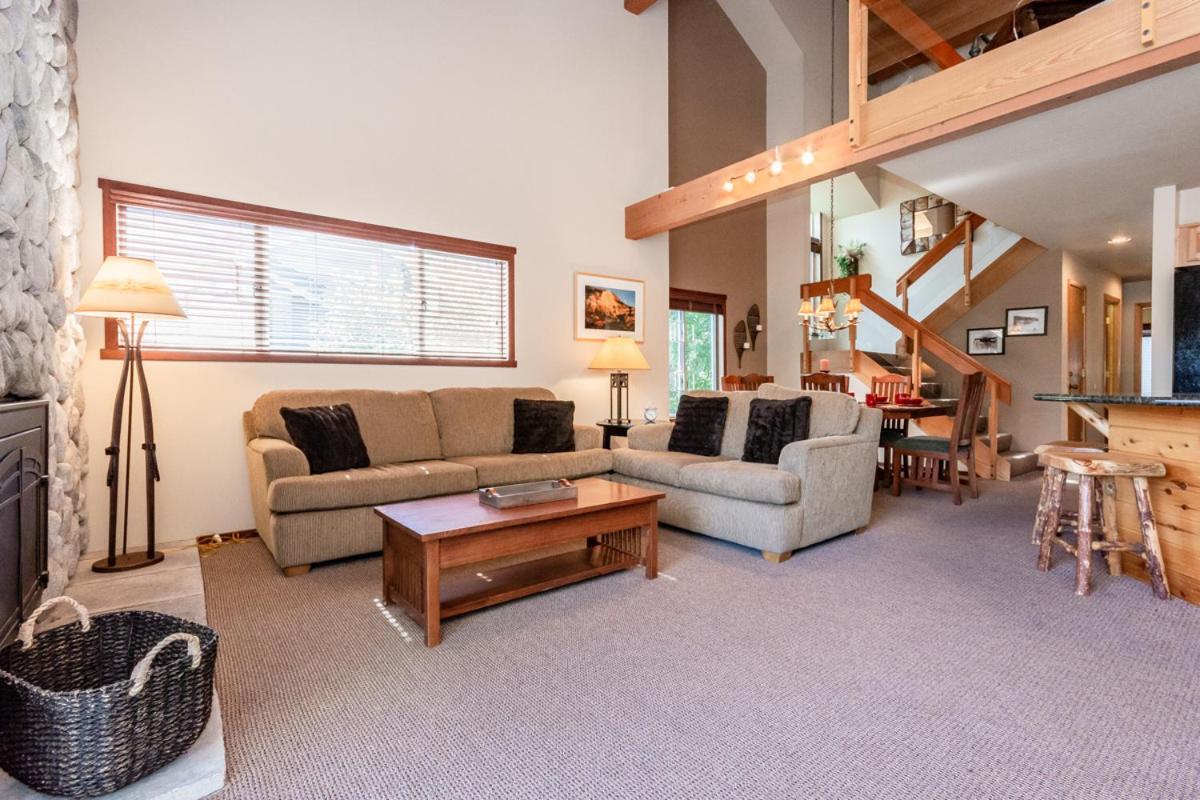 Snowcreek 598 - main image