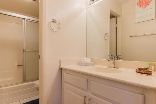 Crest View 28 Condo - image 9