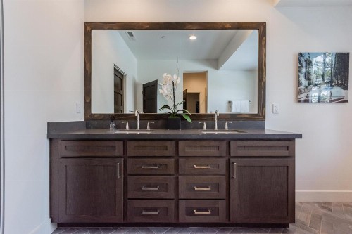 Creekhouse 1320 - image 11