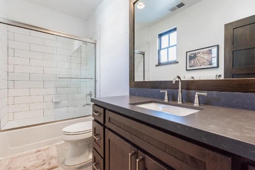 Creekhouse 1320 - image 20