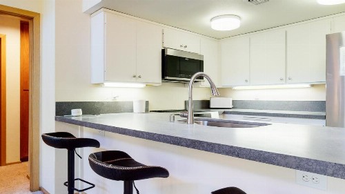 Snowcreek 880 Condo - image 17