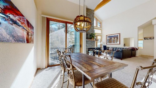 Snowcreek 880 Condo - image 4
