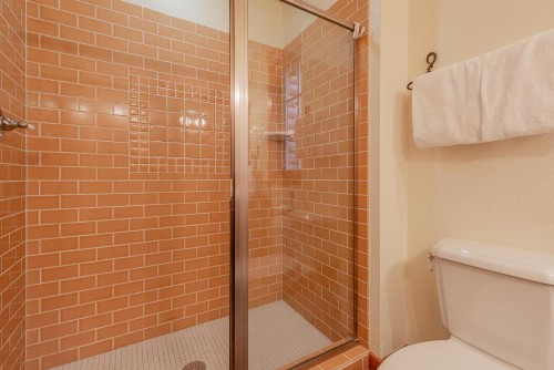Cabins 19 - image 10