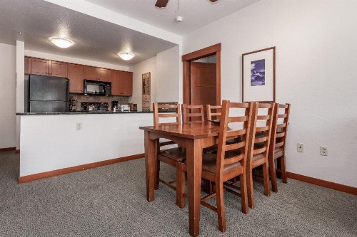 Village # 3310 - Lincoln House - image 15