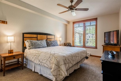 Village # 3310 - Lincoln House - image 38