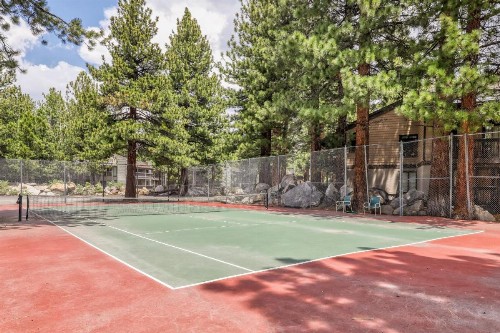 Sherwin Villas B13 - image 7