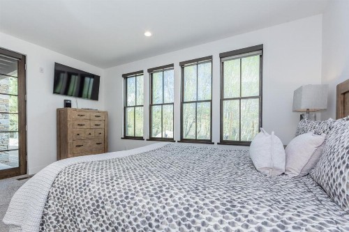 Creekhouse 1525 - image 20