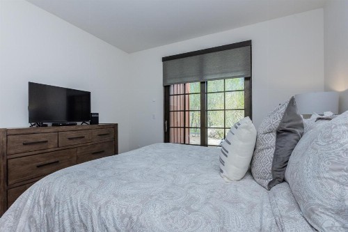Creekhouse 1525 - image 22