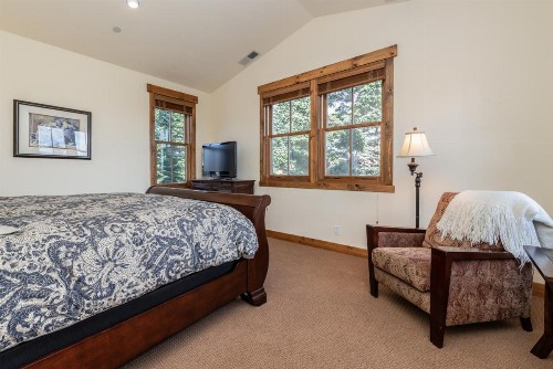 Creekhouse 1312 - image 12