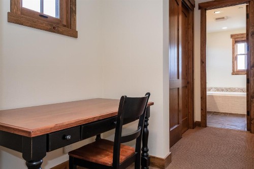 Creekhouse 1312 - image 17