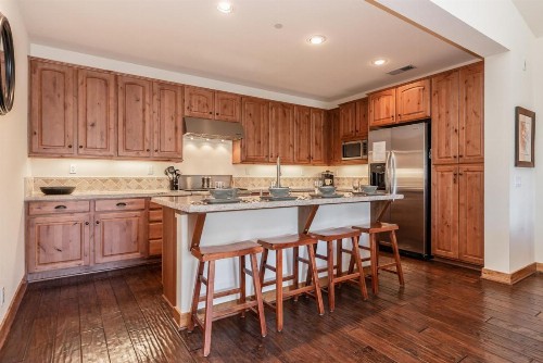 Creekhouse 1312 - image 8