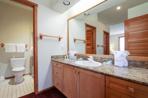 Snowcreek V #999 condo - image 2
