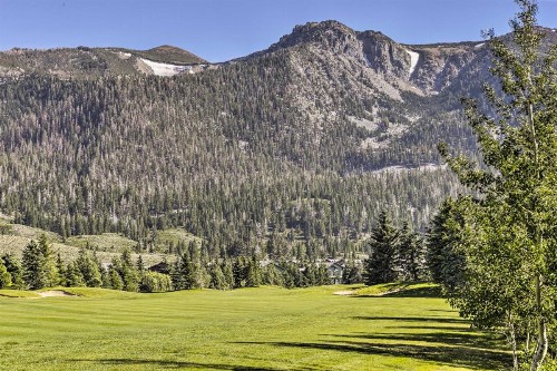 Cozy Mammoth Lakes Condo - Walk to Golf Course! - image 11