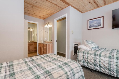 Chateau Blanc #13 - image 8