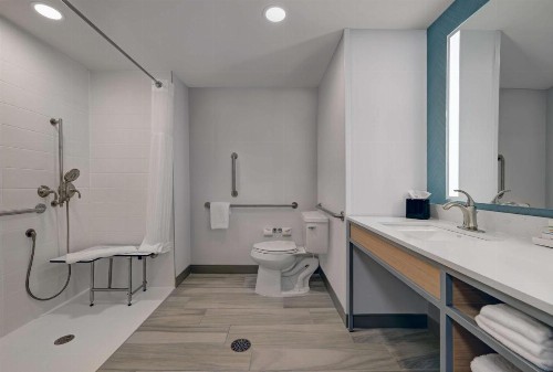 Hilton Garden Inn Manassas - image 7
