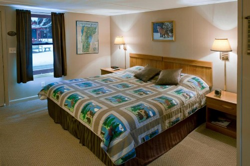 Casablanca Motel - image 10