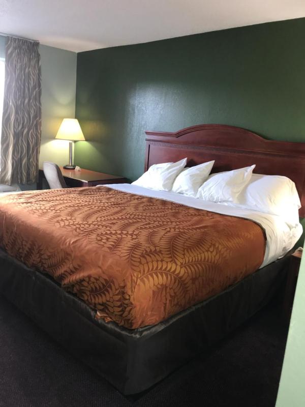 Americas Best Value Inn-Manchester - main image