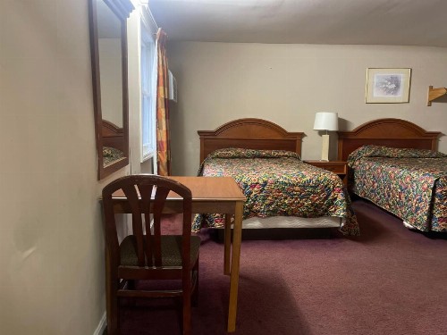 Pennswoods Inn - image 30