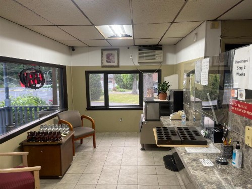 Pennswoods Inn - image 41