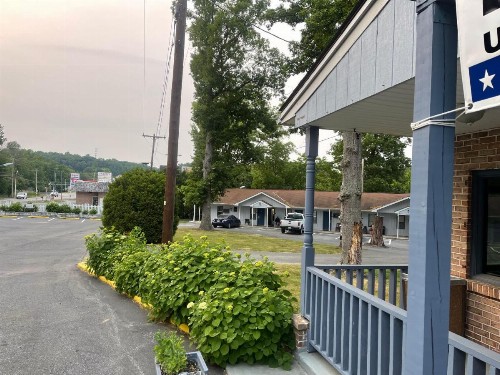 Pennswoods Inn - image 47