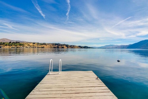 Collins Lakehouse - image 2