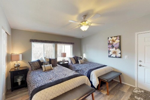 Manson Lake House - image 7