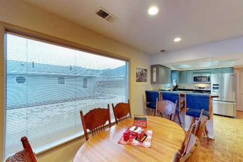 The Red Lake House - image 9