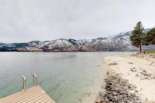 Phil's Lake Cabin - image 6