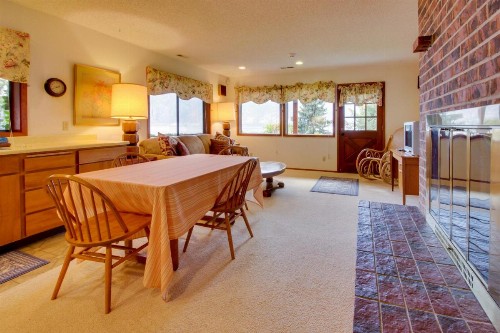 Armstrong Lakehouse - image 10