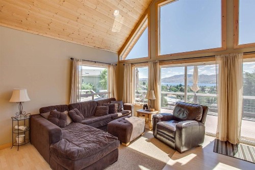 Mac's Place - image 11