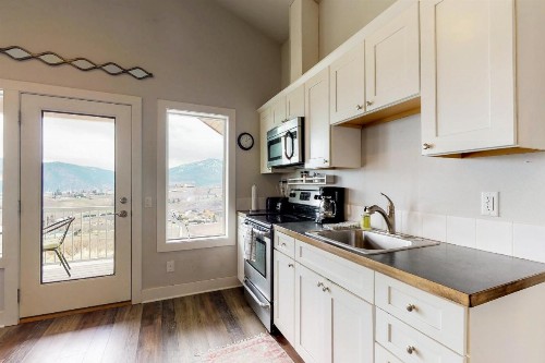 Two Lakes Loft - image 12