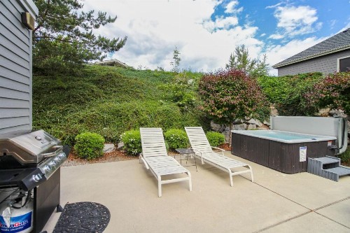 Beaches and Breezes on Wapato - 4 Bed 4 Bath Vacation home in Wapato Point - image 11