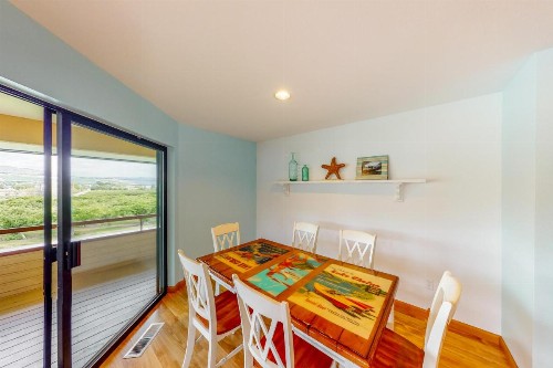 Wapato Point Lakeside Delight 509B - image 5