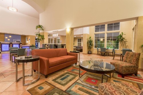 Holiday Inn Express Hotel & Suites Manteca an IHG Hotel - image 5