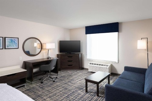 Hampton Inn & Suites Manteca - image 27