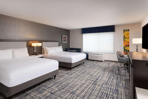 Hampton Inn & Suites Manteca - image 30