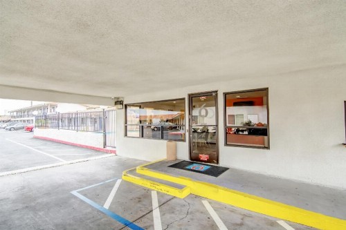 Motel 6 Manteca - image 15