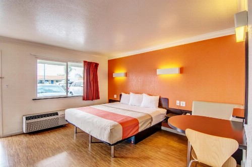 Motel 6 Manteca - image 41