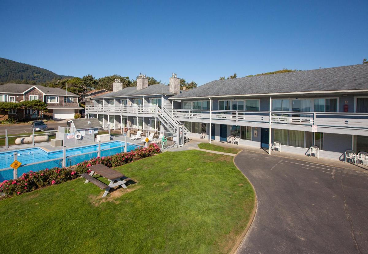 Sunset Surf Motel - image 6