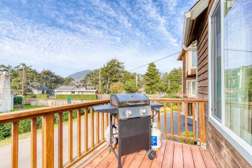 Manzanita Oak Shores MCA #1485 - image 6