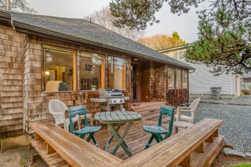 Driftwood Cottage (MCA 491) - image 2