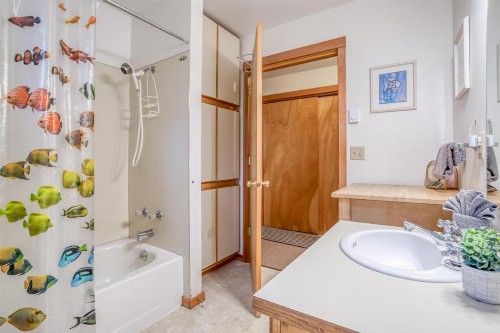 Driftwood Cottage (MCA 491) - image 22