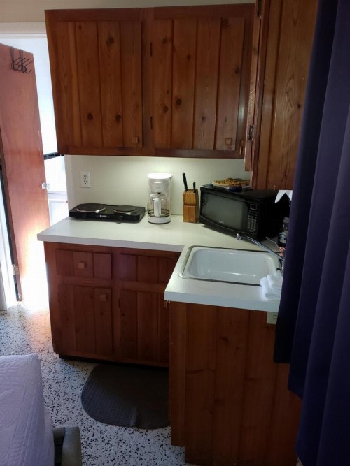 Siesta Motel - image 32