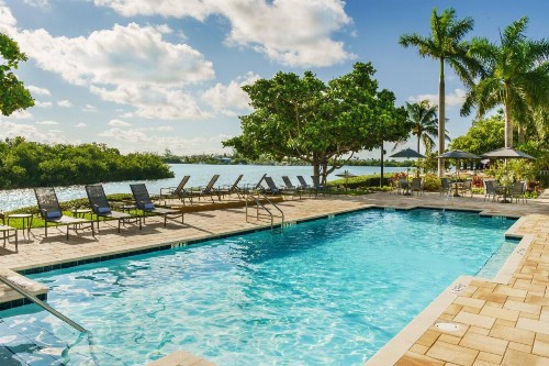 Fairfield by Marriott Inn & Suites Marathon Florida Keys - image 1