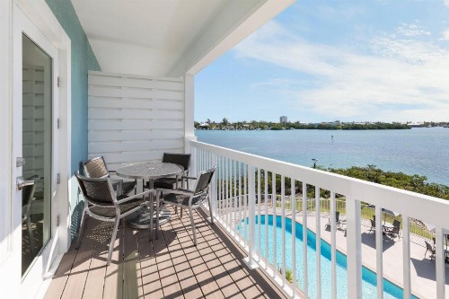 Fairfield by Marriott Inn & Suites Marathon Florida Keys - image 25