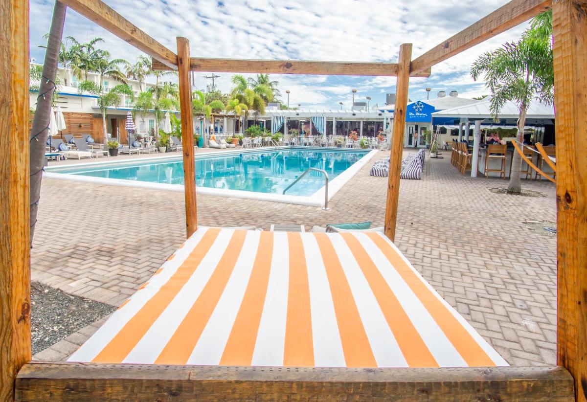 Skipjack Resort & Marina - image 4